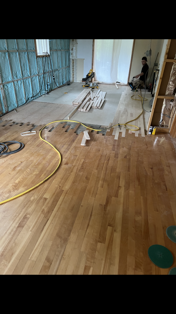 Floor Installation and Repair in Saint-Jacques