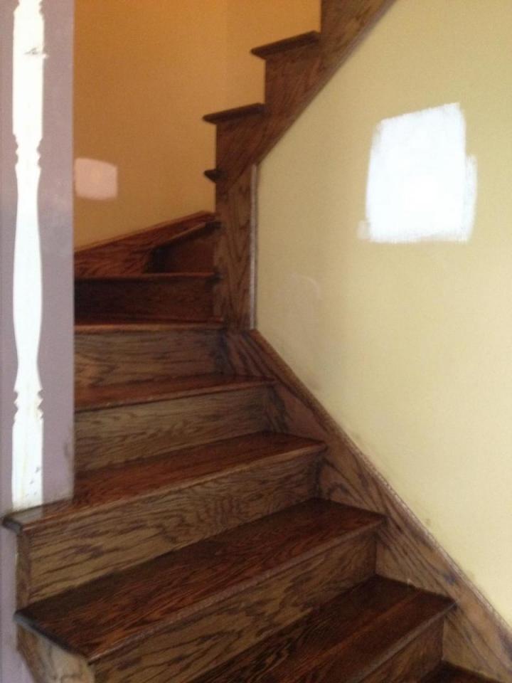 Floor Varnishing in Saint-Jacques