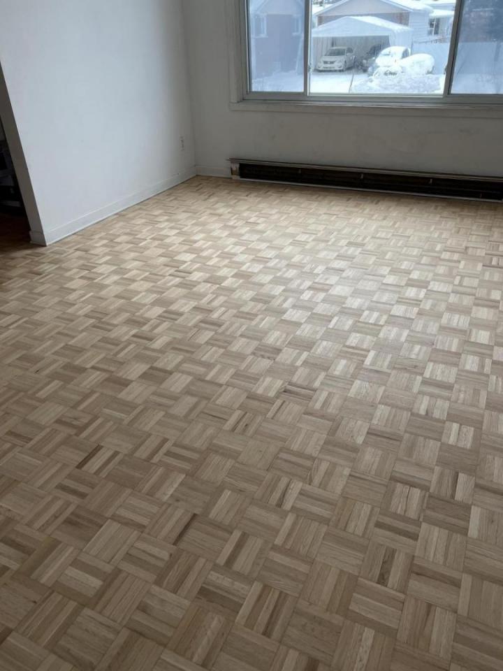 Floor Installation and Repair in Saint-Jacques