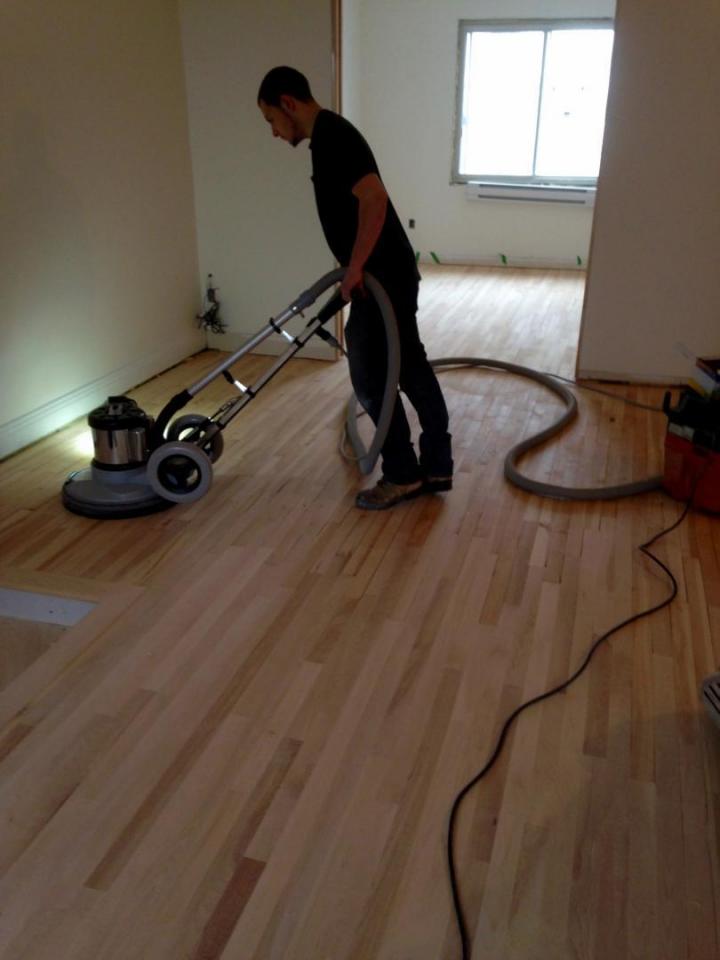 Floor Sanding in Saint-Jacques
