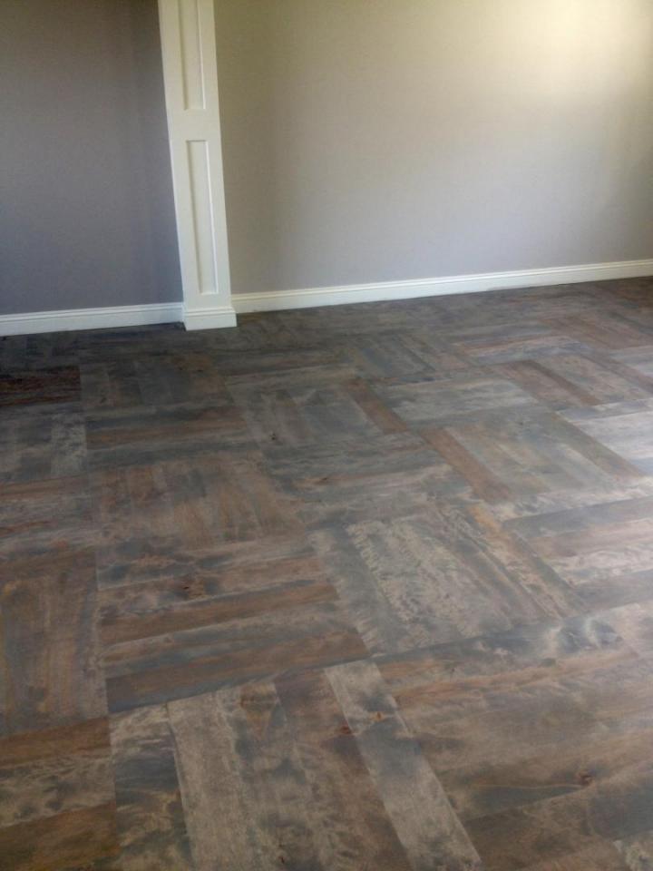 Floor Sanding in Saint-Jacques