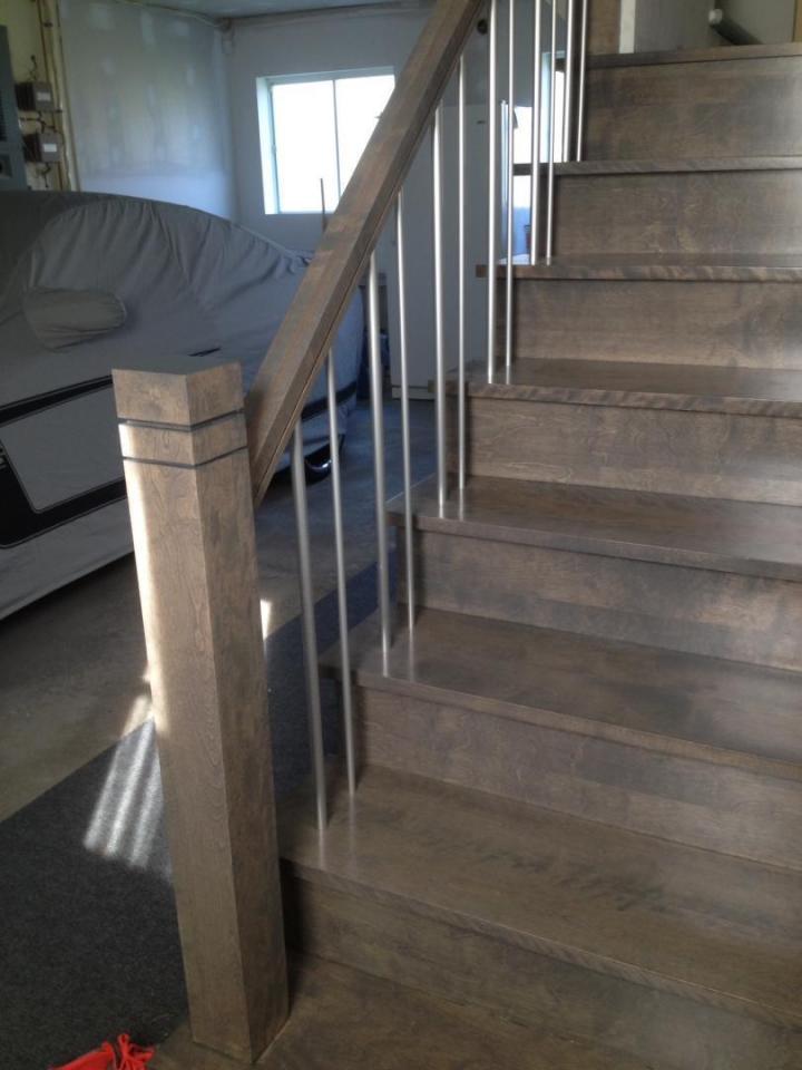 Floor Varnishing in Saint-Jacques