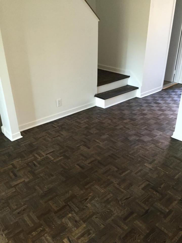 Floor Varnishing in Saint-Jacques