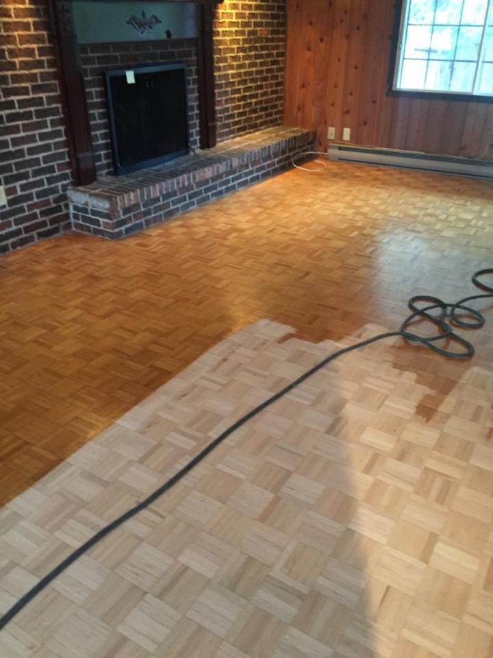 Floor Varnishing in Saint-Jacques